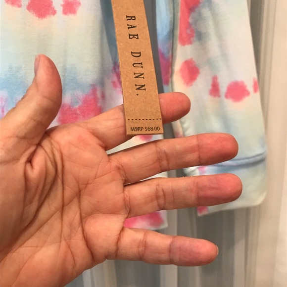 NWT RAE DUNN TOP 🤑 - Picture 4 of 5